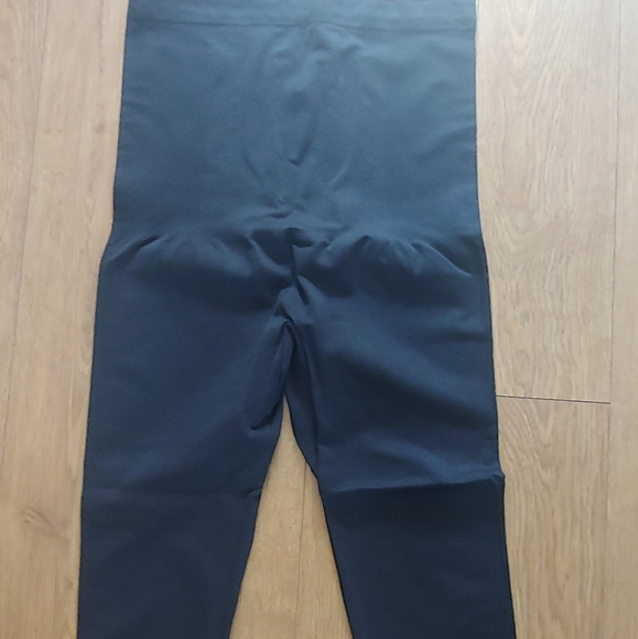 Empetua black shaping leggings size XXL - Picture 2 of 4